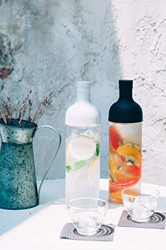 Hario FIHU-2012-PGR-EX Filter in Bottle and Tea Glass Set Pale Grey Main Image Hario FIHU-2012-PGR-EX Filter in Bottle and Tea Glass Set Pale Grey Main Image