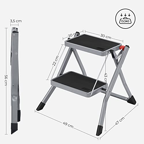 SONGMICS Trittleiter mit 2 Stufen, zusammenklappbar, Trittbreite 20 cm, Gummi, rutschfest, mit Griff, Belastung 150 kg, aus Stahl, Grau und Schwarz GSL002GY01