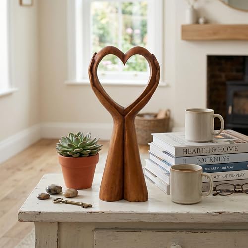 Estatua decorativa de madera tallada a mano en forma de corazón miniatura 4