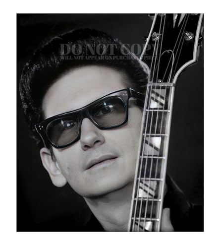 Portrait magnifique de Roy Orbison en 1965 : une photo rare de collection