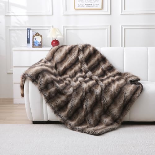 DREAMLANDING Luxury Faux Fox Fur Throw Blanket Long Fluff Fuzzy Thick Cozy Warm Blanket for Sofa Couch Bed Home Decor with Soft Cozy Velvet Back for Winter (Khaki 130150cm)