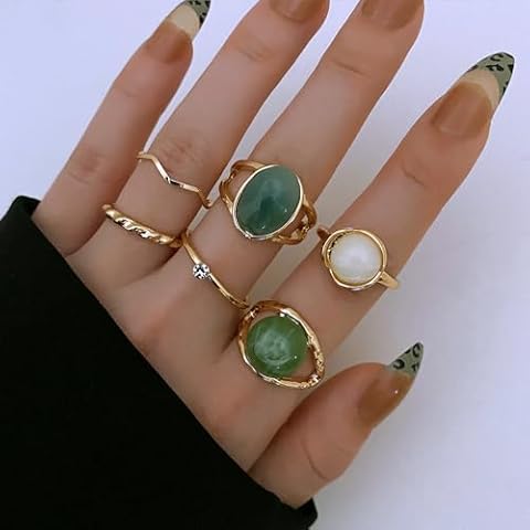 Fashionable 6PCS Gold Green Jade Rhinestone Ring Sets for Women, Boho Turquoise Knuckle Stacking Rings Natural Gemstone Band Ring Good Luck Jade Ring Green Jade Oval Turquoise Teardrop Leaf Rings Cover