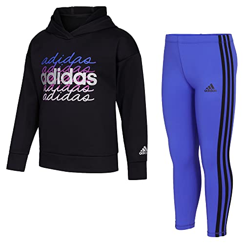 Ensemble enfant adidas Fleece pour rester au chaud et bouger librement en taille 5
