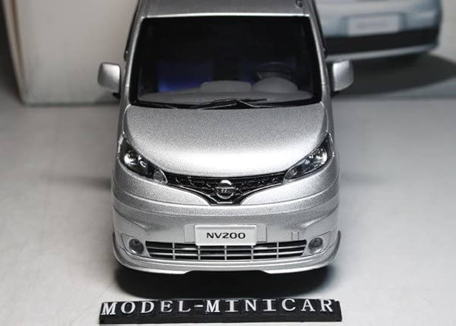 Amazon | NISSAN特注！1/18 日産 NV200 VANETTE 銀 | ミニカー
