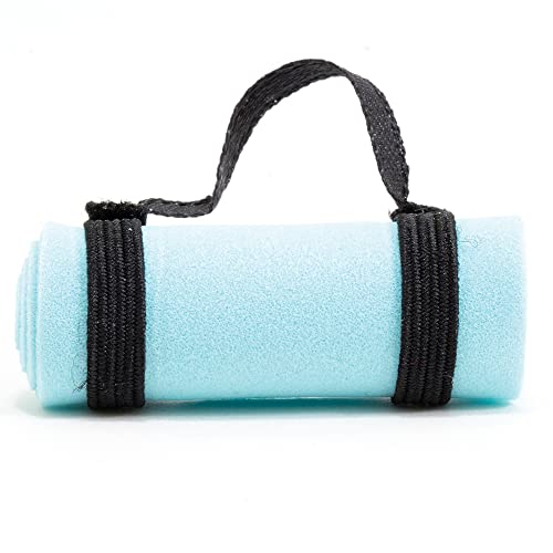 Tapis de yoga miniature bleu enroulable avec sa sangle pour décor de miniature