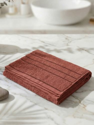 Image of Monte Carlo Essential 100% Cotton Small Bath Towel | 340 GSM Ultra Lightweight & Quick Dry | Soft Absorbent Compact Towel 60x120 cm | Bathroom Towel for Gym, Travel & Daily Use (Soho) | Forest Green