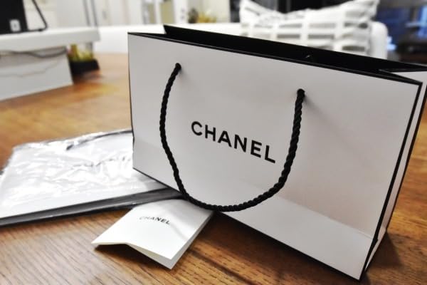 Amazon.co.jp: シャネル 【CHANEL】 ショッパー 紙袋 中サイズ【定形外