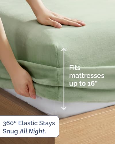 Image of Fleece Sheets Queen Size Set - 4-Piece Flannel Sheet Set - Sage Green