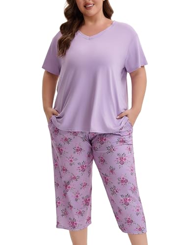 Image of Plus Size Pajamas for Women Set, Womens Plus Size Short Sleeve V Neck Capri Pants Pajama Sets with Pockets