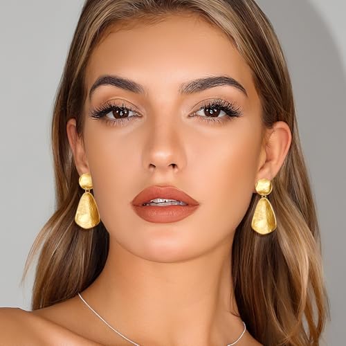YUJIE Gold Clip On Earrings for Women Dangle Hammered Geometric Earrings Gold Plated Jewelry2