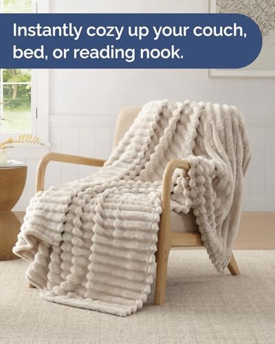 Super Soft Fleece Blanket Queen Size - Fleece Throw Blanket - 90x90, Cream — view 3