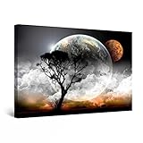 Natur Kunstwerke zeichnen eine romantische Persönlichkeit; Insbesondere diese Wandkunst-Leinwand Der Mond und ein Baum ist ein Trendsetter in seiner Kategorie mit einer starken Botschaft; Entdecken Sie die Doppelansicht Funktion dieses zeitgenössischen Kunstwerks