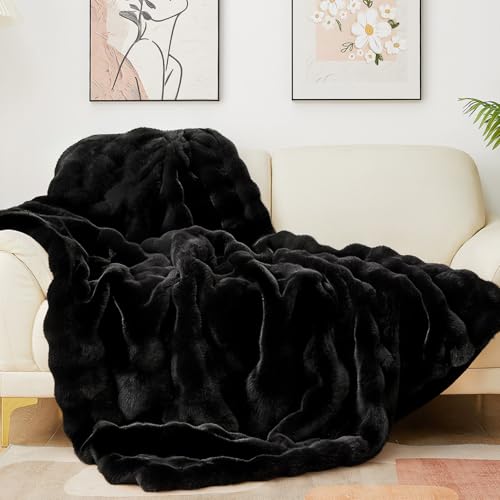 Latepis Soft Black Throw Blanket Warm Cozy Faux Fur Throw Blanket for Couch Plush Fluffy Fuzzy Blankets for Sofa and Bedroom 50 x 60 860GSM