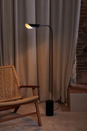 Lámpara de pie negro mate LIGGERA para iluminar rincones oscuros 3