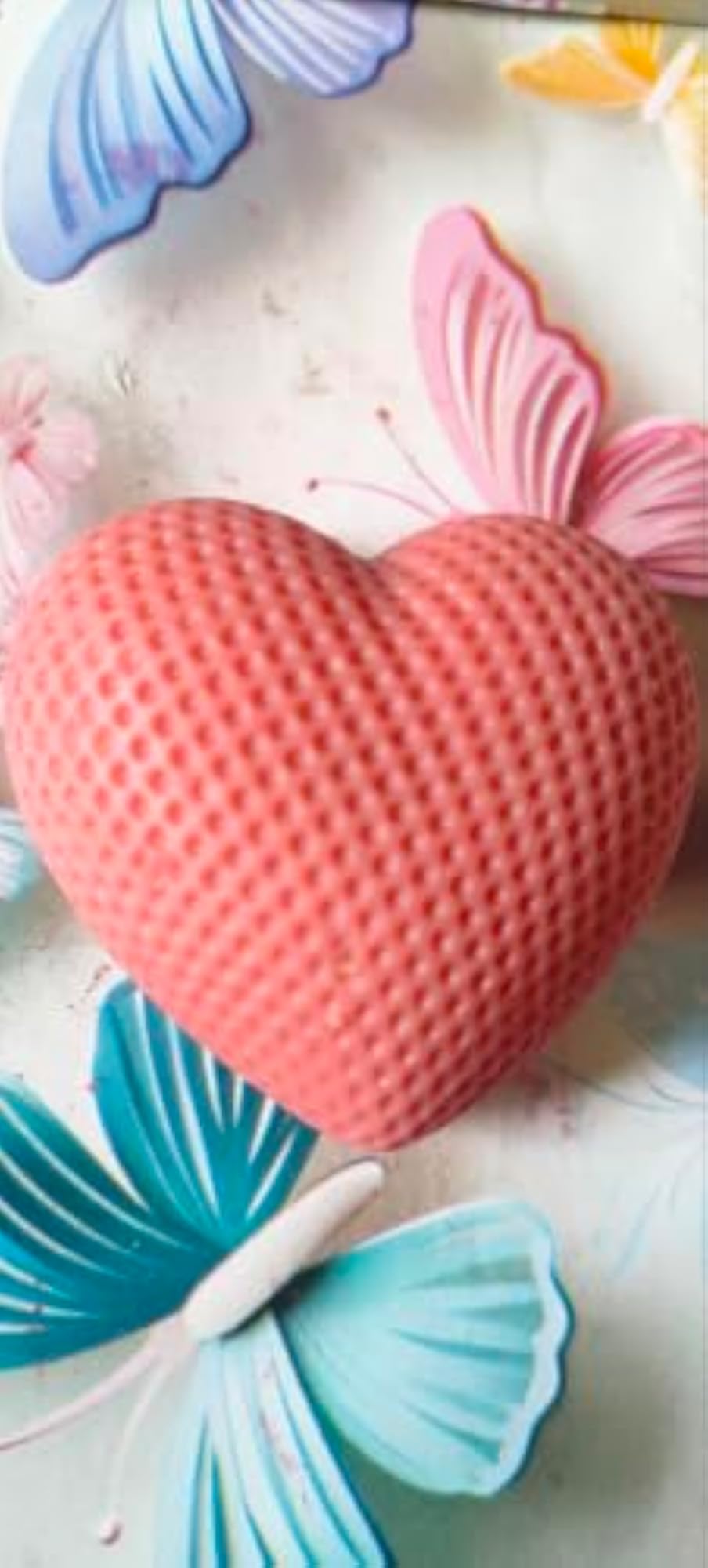 Heart-Shaped Textured Decorative Wax Candle, Pink
