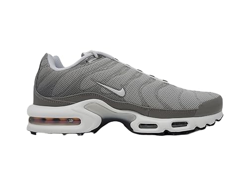 Image of Nike Air Max Plus, Men's Sports Shoes