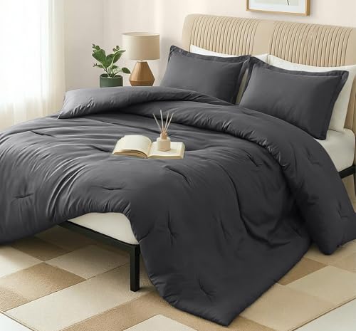 Utopia Bedding King Comforter Set Grey, Comforters King Size 3 Pieces Bedding Comforters Sets, Down Alternative Soft Bed Set, 1 Comforter (90 x 102 inches) 2 Pillow Shams (20 x 36 inches)