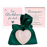 MilaBoo® Glücksherz 4 cm – Handgefertigter Edelstein in Herzform im Samtsäckchen & Geschenkbox – Handschmeichler mit Karte und Botschaft (Besonderen Menschen - Rosenquarz)