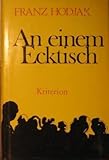  An einem Ecktisch.