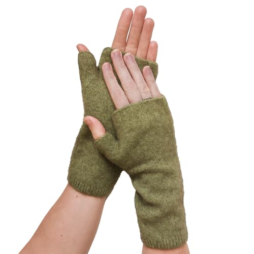 Native World Wristwarmer | Possum Merino & Silk | Soft, Warm & Lightweight Fingerless Hand Warmers | Made in New Zealand (Pistachio)
