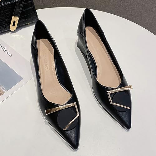 Escarpins à talon moyen pour en finir avec le mal de pieds