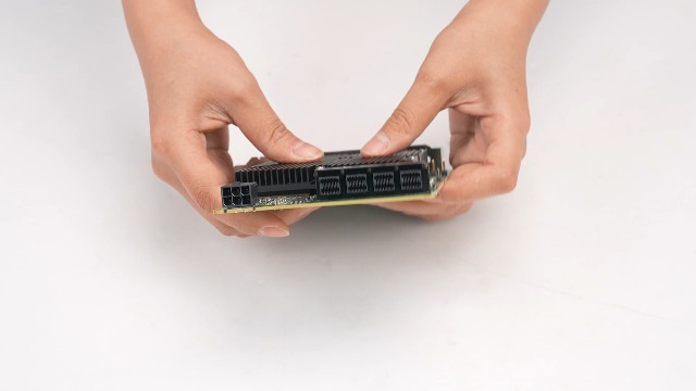 LSI SAS 9300-16I Controller LSI SAS 9300 16I HBA-Karte – 16 Ports, 12 Gbit/s, PCIe 3.0, Für Server & Storage, Kompatibel Mit VMware, FreeBSD Server Speicher