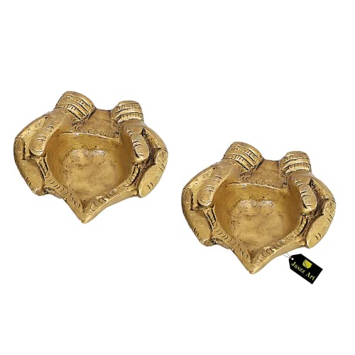 Image of Brass (4 inches and 500g) 4 Side Akhand Small Diya Ethnic Design Handmade Curved Oil Wick Antique Kuber Deepak Lamp for Home Decor Temple Puja Office Decoration Festival Gift (2, Hand Diya)