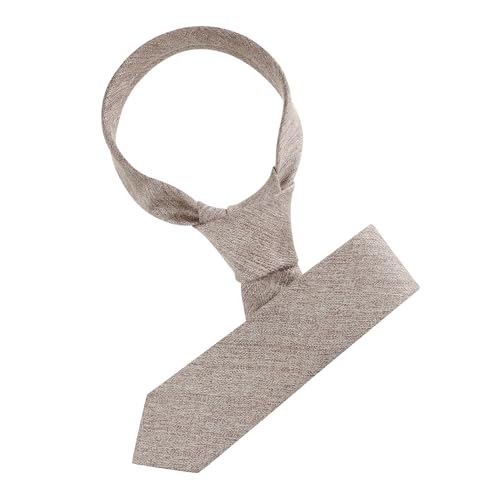 Cravate fine marron unie pour moderniser un costume et affiner la silhouette