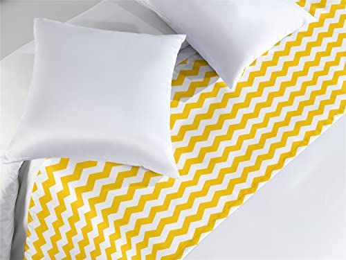 Lunarable Mustard Bed Runner, Zigzag Pattern Chevron Criss-Crossed Triangle Arrow Style Lines Geometric, Decorative Accent Bedding Scarf For Hotels Homes And Guestrooms, Queen, Yellow #TOP3