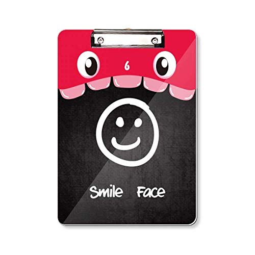 Porte-bloc A4 chat souriant blanc contre les feuilles froissees
