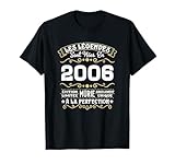 Les Légendes Sont Nées En 2006 est l'idée de cadeau idéale pour l'anniversaire ado pour le gamin, la gamine ou l'ami du millésime 2006! Tous ceux qui atteignent leur majorité cette année porteront ce cadeau avec fierté et joie!