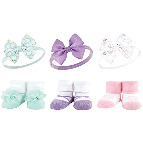 Image of Hudson Baby Girl's Headband and Socks Giftset
