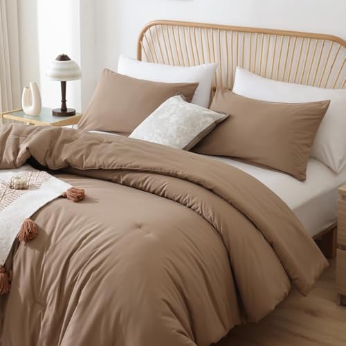 Image of ROSGONIA Oversized King Comforter Dark Khaki, 3pcs (1 Boho Comforter & 2 Pillowcases) Lightweight Oversized King Size Comforter Sets Bedding Blanket