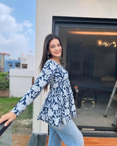 Image of Women's Floral Print Reyon Peplum Top - Casual Loose Fit 3 /4 Sleeve Tunic top, Stylish V-Neck Flared Kurti, Comfortable Everyday Wear