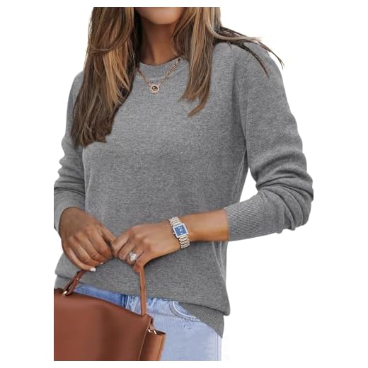 25 Rainy Day Outfits for Women – Chic Looks to Stay Stylish in Wet Weather Sweater