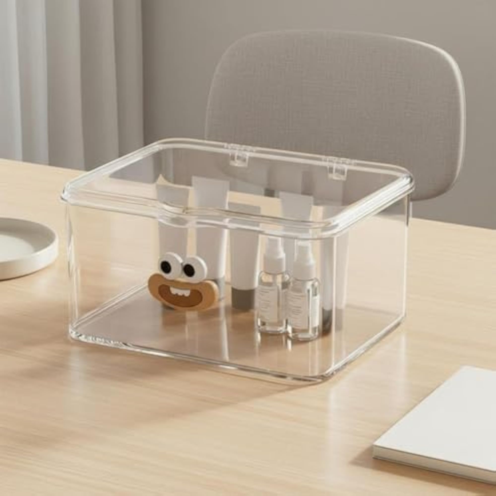 Dustproof Lid Acrylic Makeup Organizer, Transparent Clear