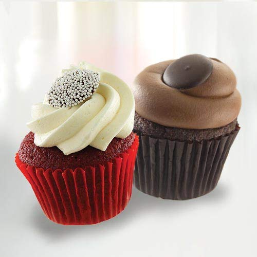 Sweet Street Chocolate & Red Velvet Cupcake Variety (4 Chocolate, 4 Red Velvet)