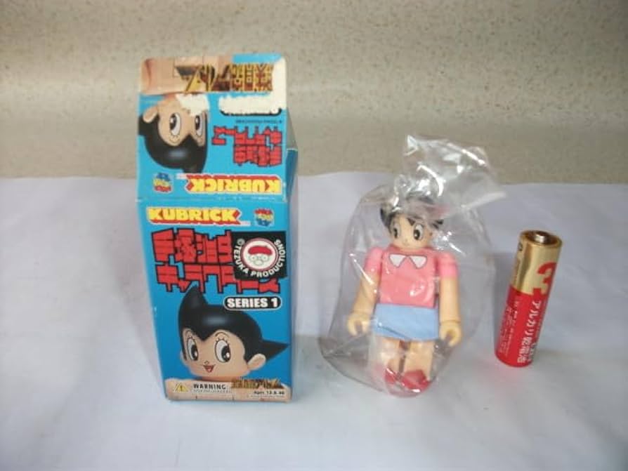 【昭和ビンテージ】 鉄腕アトム ウランちゃん ガチャガチャミニチュアフィギュア 昭和ビンテージ】 鉄腕アトム ウランちゃん ガチャガチャ