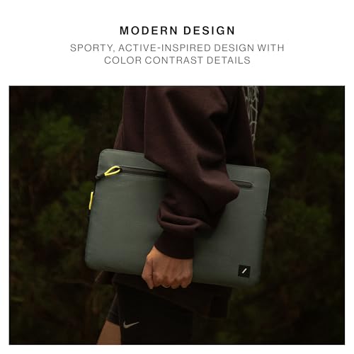 Native Union Ultralight Sleeve – Durable, Lightweight, Sustainable – Made of 100% Recycled Ripstop Fabric - Image 8