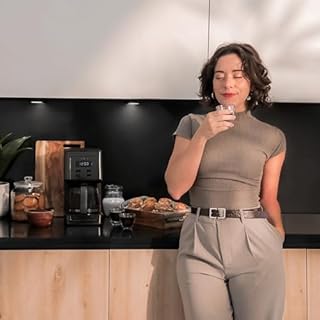 Cecotec Macchina da caffè a goccia Coffee 56 Time, 800W, Programma il tuo caffè, Schermo LCD, Beccuccio antigoccia, Capacità 1,3L, 12 tazze, Spegnimento automatico, Serbatoio con finestra