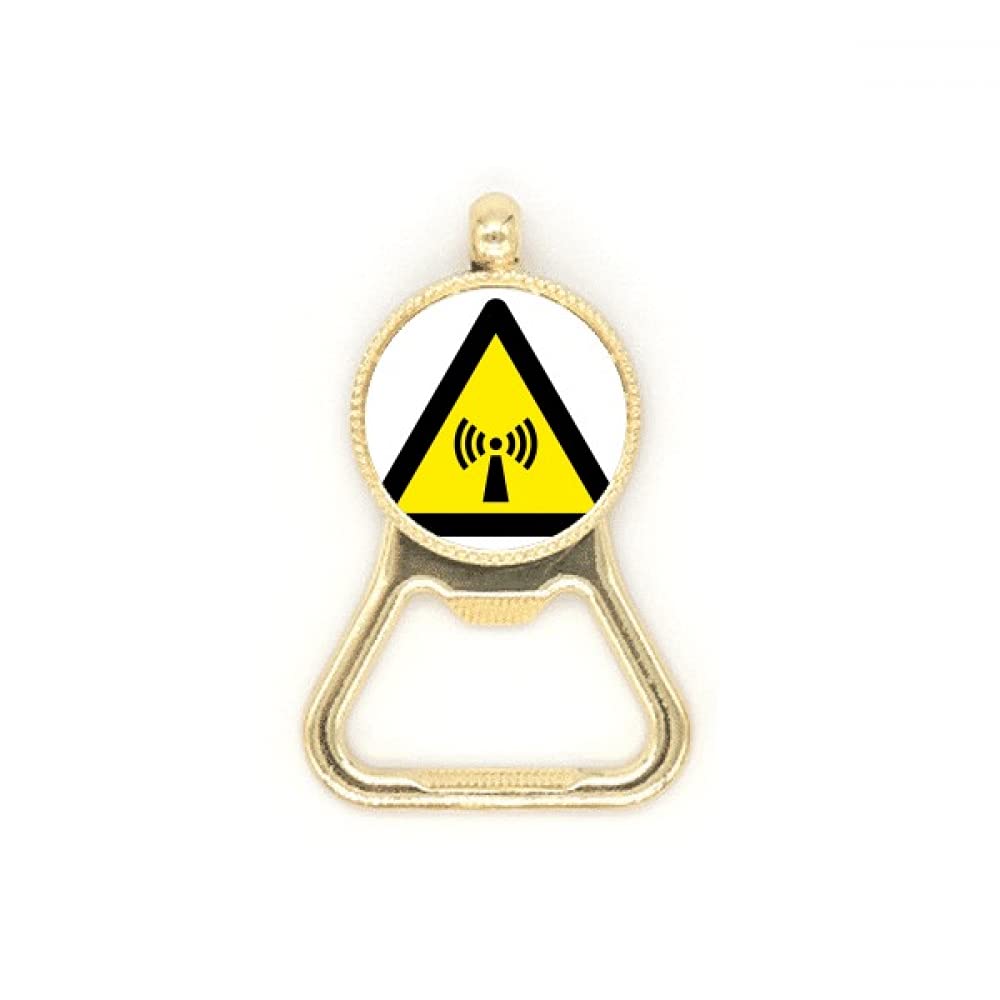Porte-clés décapsulateur en acier inoxydable triangle jaune et noir pour bouteille de bière