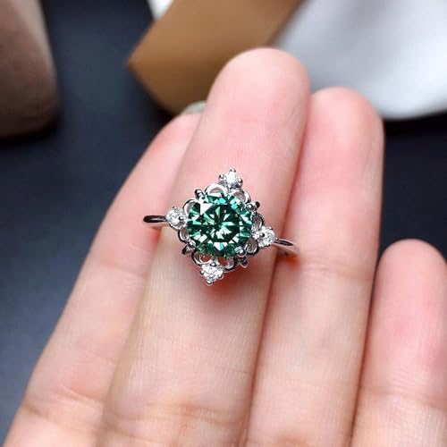 Bague verte émeraude en argent pour sublimer vos tenues chic