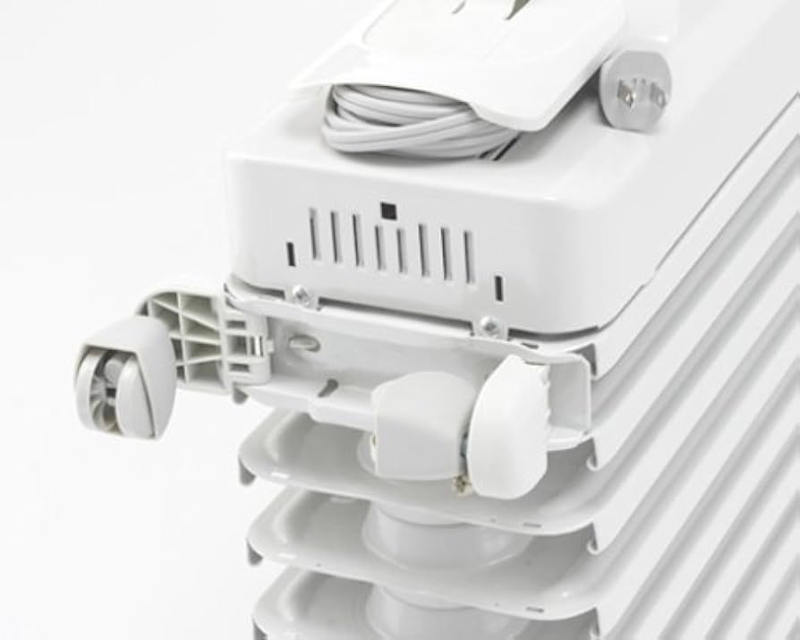 DeLonghi オイル・ラジエターヒーター L字型フラットフィン8枚  R790812TFS  2mvetro Amazon | DeLonghi オイル・ラジエターヒーター L字型フラット