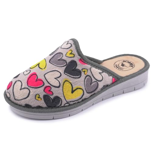 JOMIX Pantuflas de Casa Mujer Invierno Forradas Antideslizantes Zapatillas Cuña Baja Cerradas Fantasía Corazones Cómodas y Calentitas para Mayores Made in Italy ITD2417 Gris 38 JOMIX Pantuflas de Casa Mujer Invierno Forradas Antideslizantes Zapatillas Cuña Baja Cerradas Fantasía Corazones Cómodas y Calentitas para Mayores Made in Italy ITD2417 Gris 38