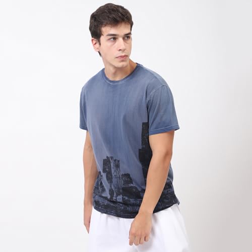 Image of GUESS Men's Classic Fit T-Shirt