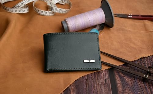 Image of URBAN FOREST Fred Aniline Green Leather Wallet for Men