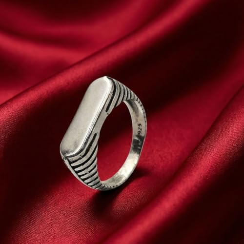 Image of Parasmoni silver gens ring