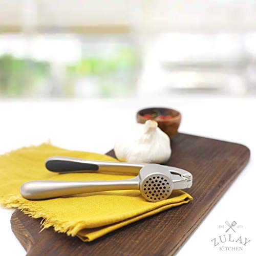 Zulay Kitchen Garlic Press - Image 4