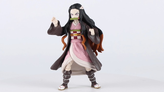 McFarlane Toys Demon Slayer Tanjiro Kamado 5-Inch Deluxe Action Figure – Fun Pint-Sized
