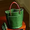 Qcbuegof Vintage Elegante Damen Eimertasche Aus Weichem PU Leder Geräumige Schulterhandtasche Leichtes Luxus Design Für Den Täglichen Gebrauch Stilvoller Damen Alltag #3